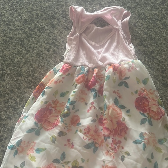 Floral dress - Picture 3 of 3